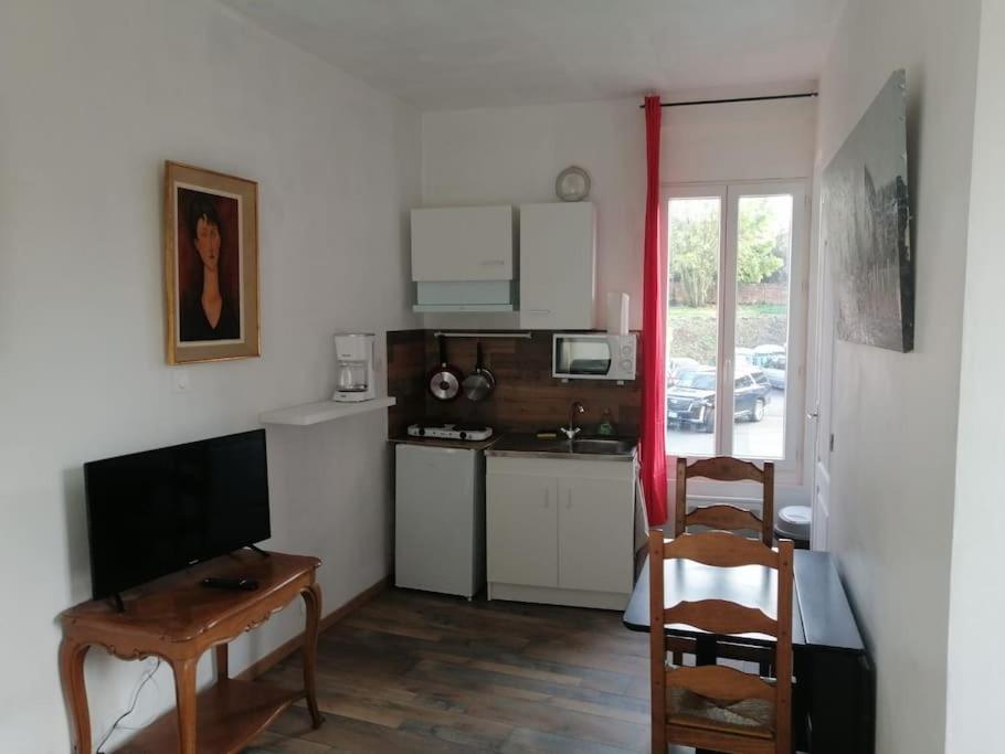 S2 Studio A Courtenay Proche Commerces Экстерьер фото